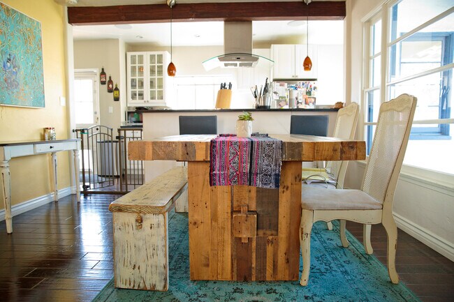 Foto del edificio - 141 S Brighton St