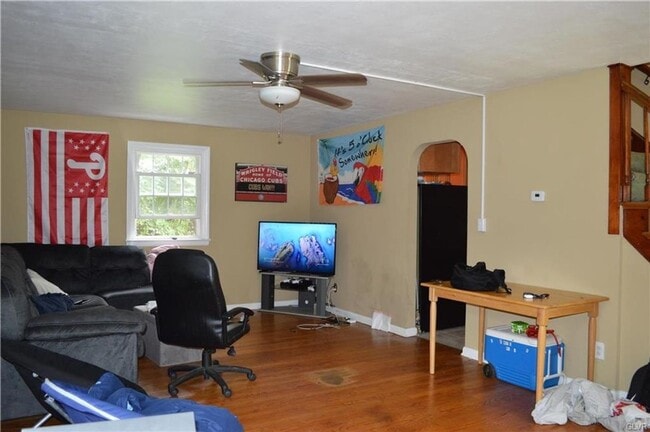 Foto del edificio - 3417 Blue Ridge Dr