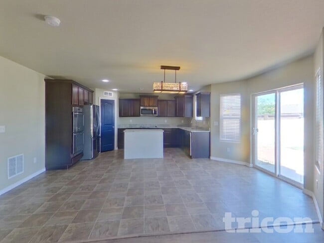 Building Photo - 8357 Needle Drop Ct