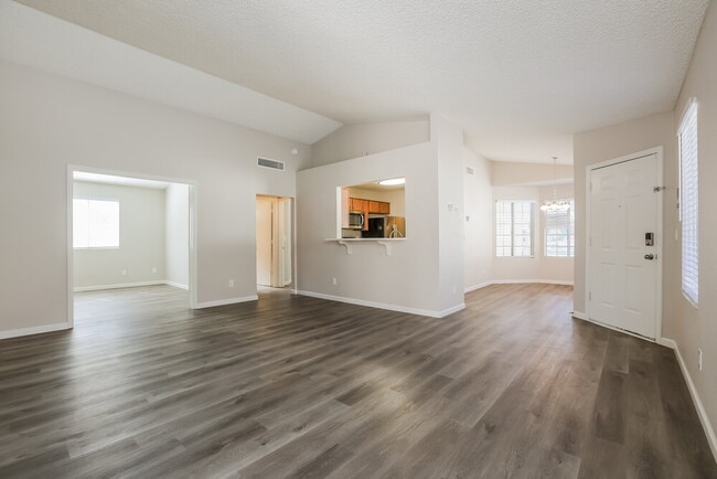 Foto del edificio - 6359 W Delmonico Ln