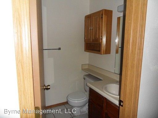 Building Photo - 1348 Firefly Cir