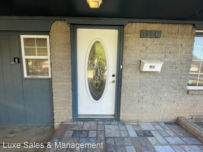 Foto del edificio - 4 br, 1 bath House - 1116 Harrington Drive