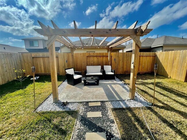 Foto del edificio - 13308 Colby Meadow Dr