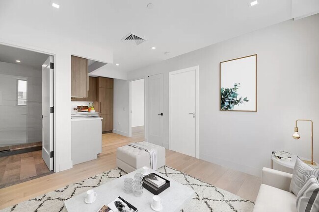 Building Photo - 27-10 37th Ave