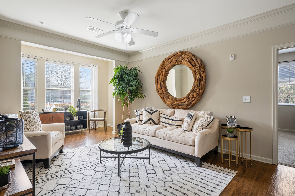 Photo - Century Lakeshore Crossings Apartments