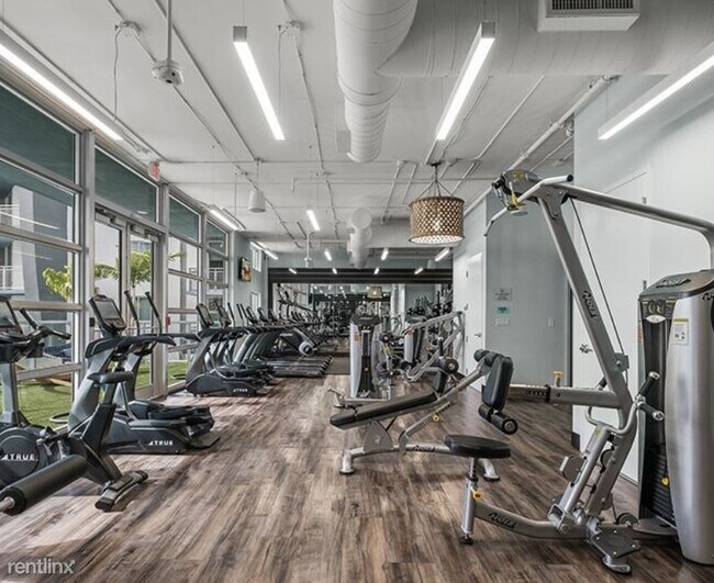 Foto del edificio - 3 br, 2 bath Condo - 3694 W 12th Ave APART...