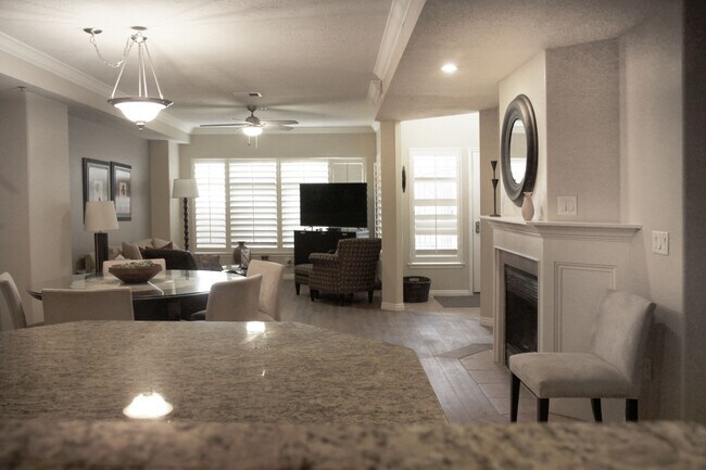 sala de estar de la planta principal - 5 S 500 W