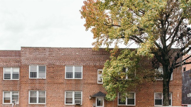 Building Photo - 655 Brooklyn Ave