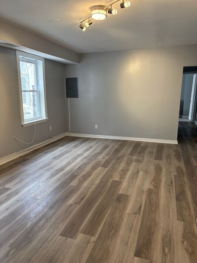 Foto del edificio - 203 N Carey St