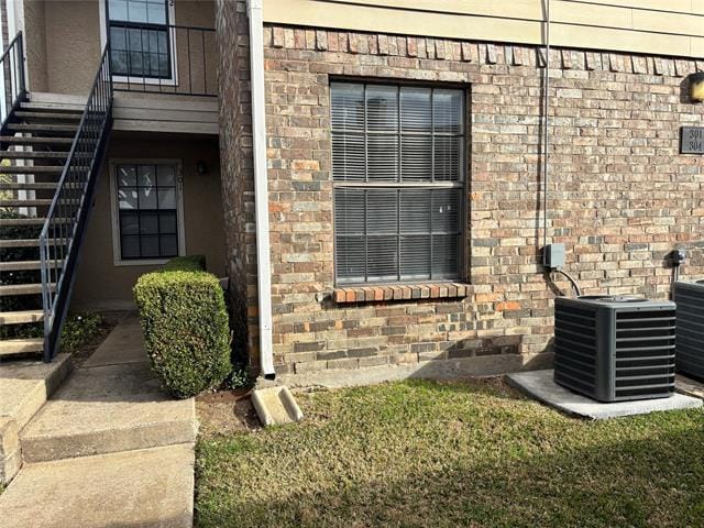 Building Photo - 4748 Old Bent Tree Ln