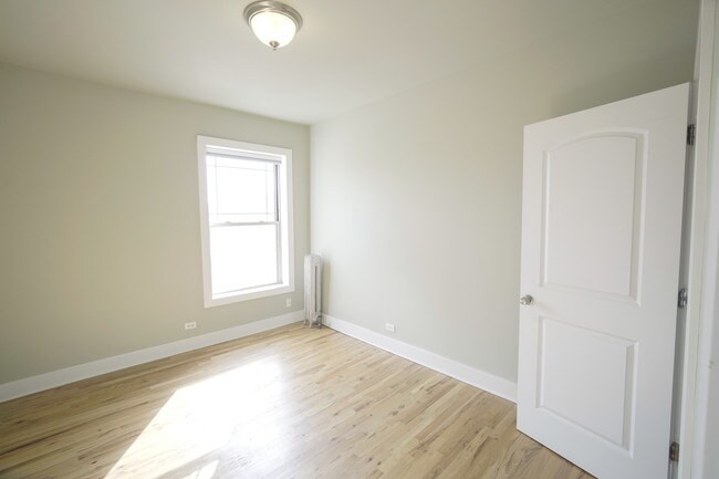 Foto del edificio - 4611 N Dover St