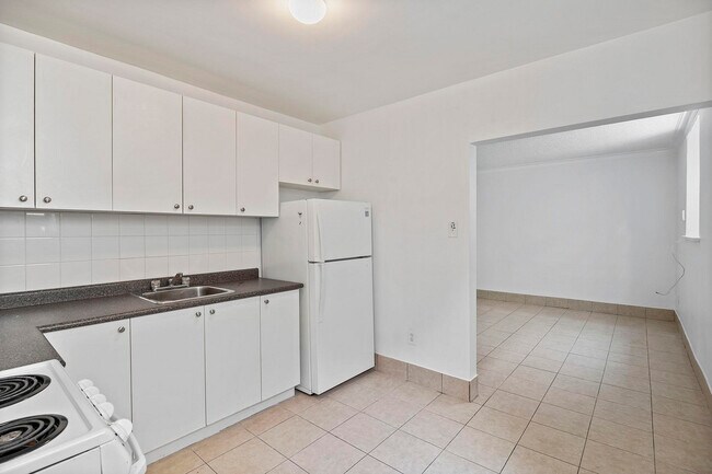 Building Photo - East York Apartments