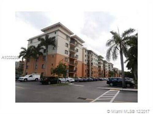 Foto principal - 9300 Fontainebleau Blvd