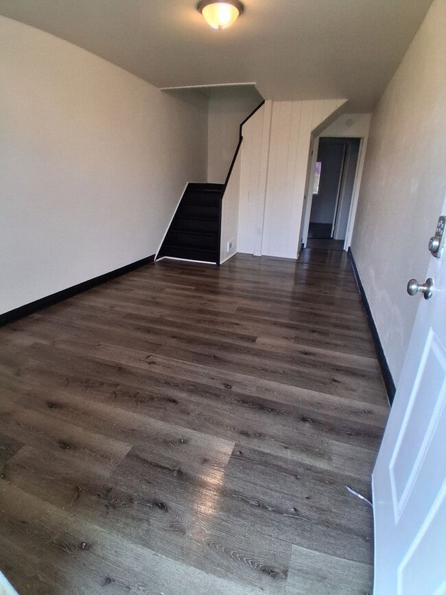 Foto del edificio - 708 E Green St