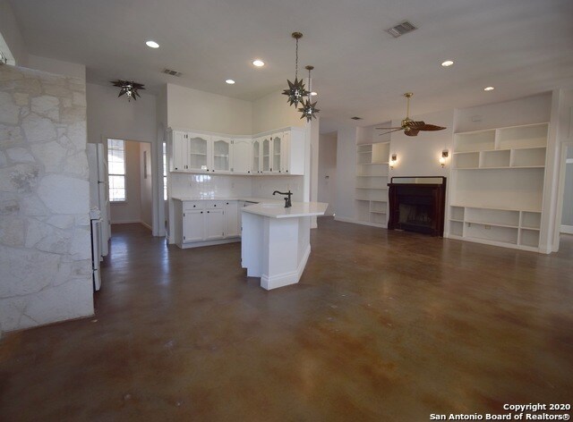 Building Photo - 3403 Dove Park Ln