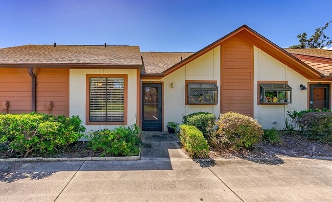 Photo - 196 White Fawn Dr Townhome