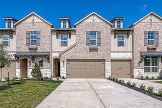 Building Photo - 6570 Scarlet Pond Ln
