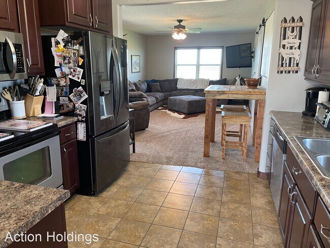 Building Photo - 4 br, 3 bath House - 8900 E 56th St