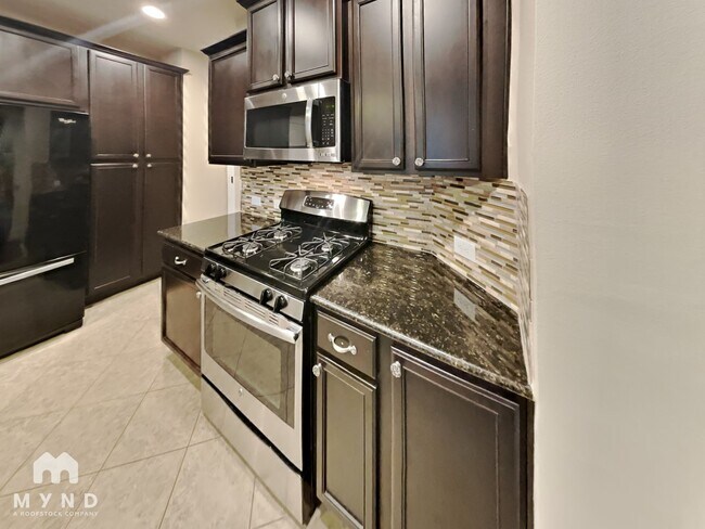 Foto del edificio - 7501 Wolverine St