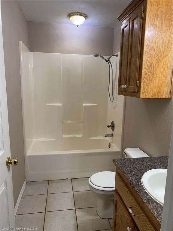 Building Photo - 207 George Williams Dr