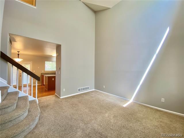 Foto del edificio - 9673 Moss Rose Cir