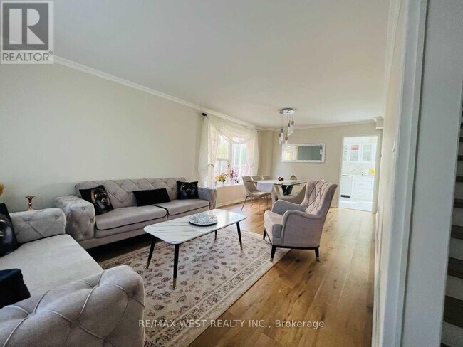 Photo du bâtiment - 106 O'Connor Crescent