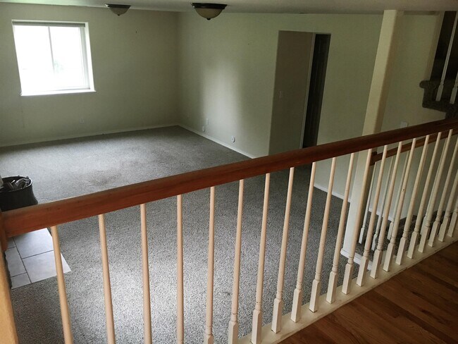 Foto del edificio - 2144 N Fastwater Ave