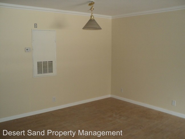 Building Photo - 5062 S Rainbow Blvd