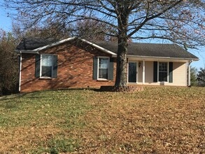 Building Photo - 537 Westwood Dr