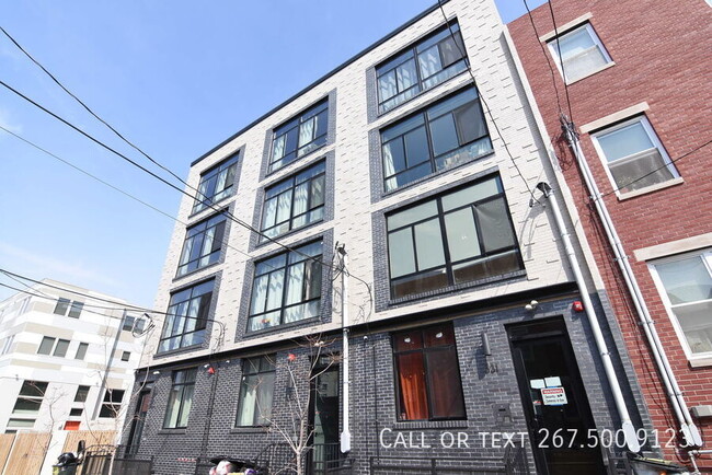 Building Photo - 533 Budd St