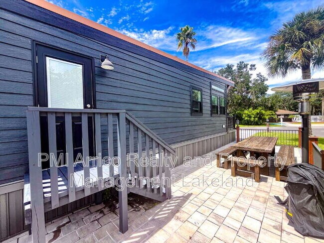 Foto del edificio - 107 Long Hammock Dr