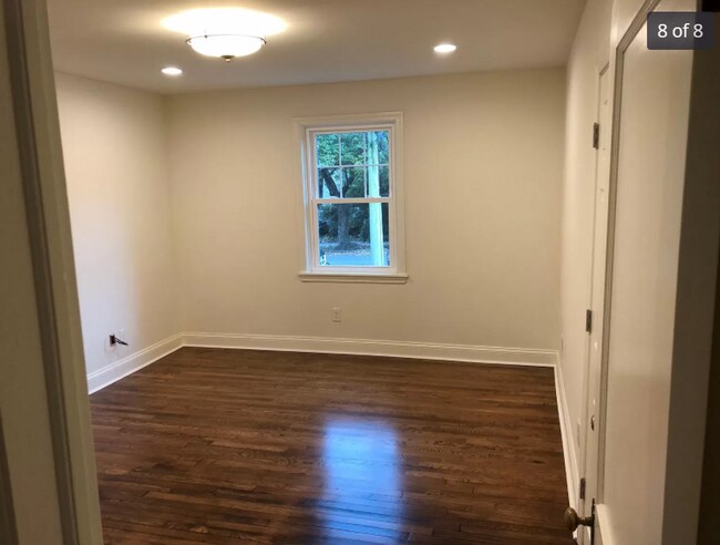 Foto del edificio - 315 S Jackson St