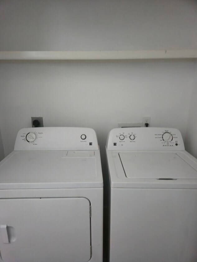 Foto del edificio - 3900 Whitewing Ave