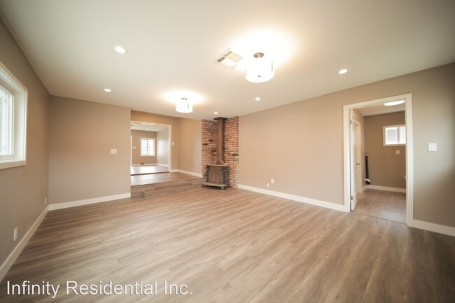 Building Photo - 3 br, 2 bath House - 6007 Coldbrook Avenue