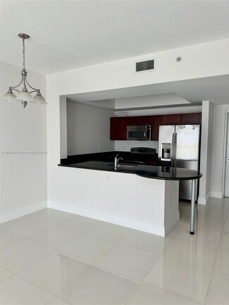 Building Photo - 7275 SW 90th St