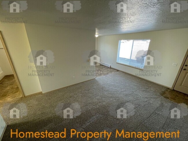 Foto del edificio - 510 NE Dallas Ct
