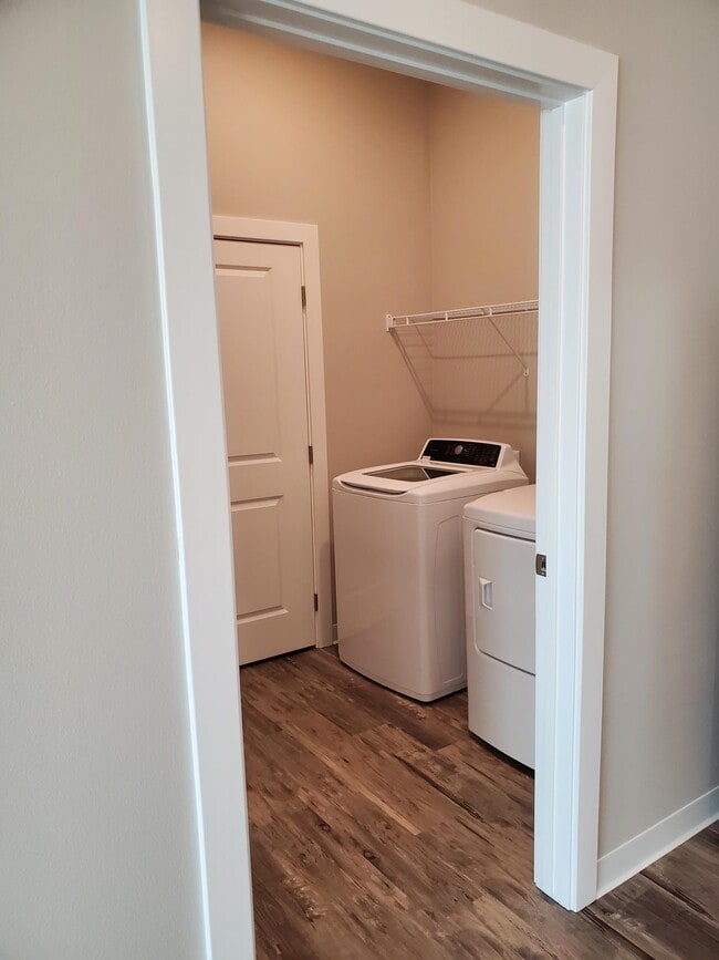 Building Photo - 802 Reed St