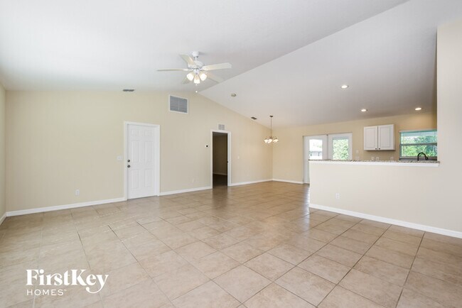 Building Photo - 12246 Helios Ave