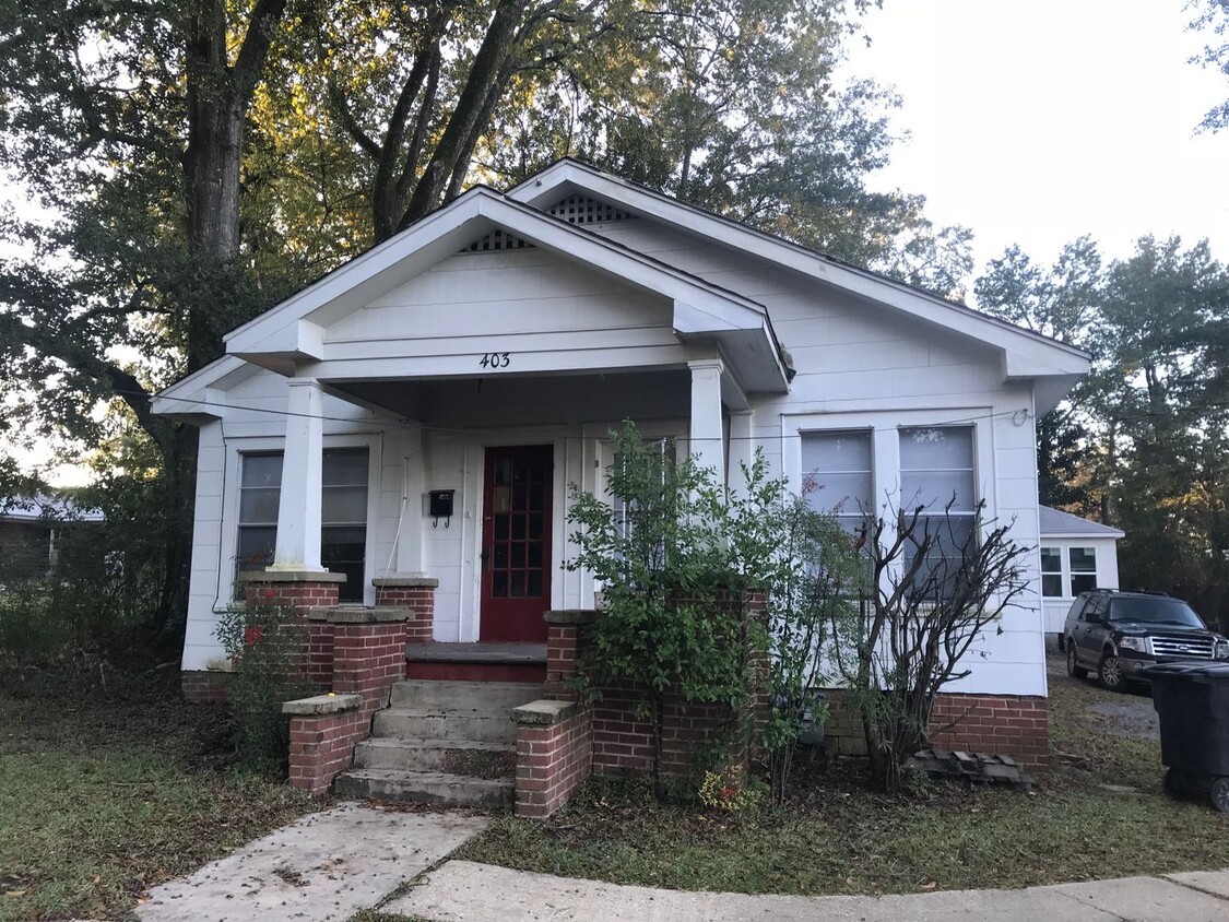 Foto principal - 403/405 W Georgia Ave