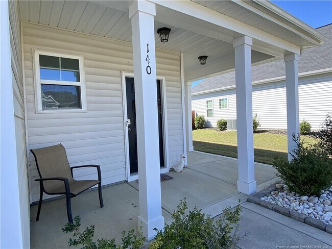 Building Photo - 140 Verdmont Dr