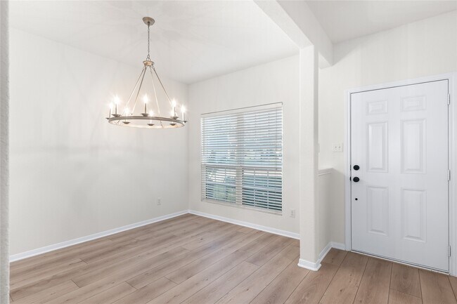 Foto del edificio - 714 Northridge Terrace Ln