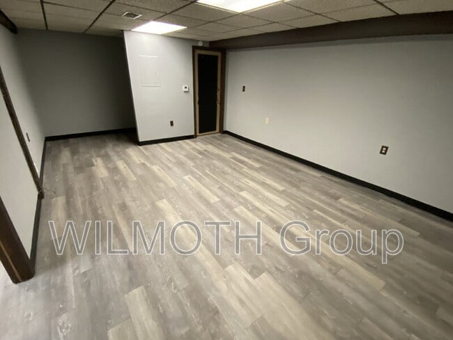 Building Photo - 11903 E Welland St