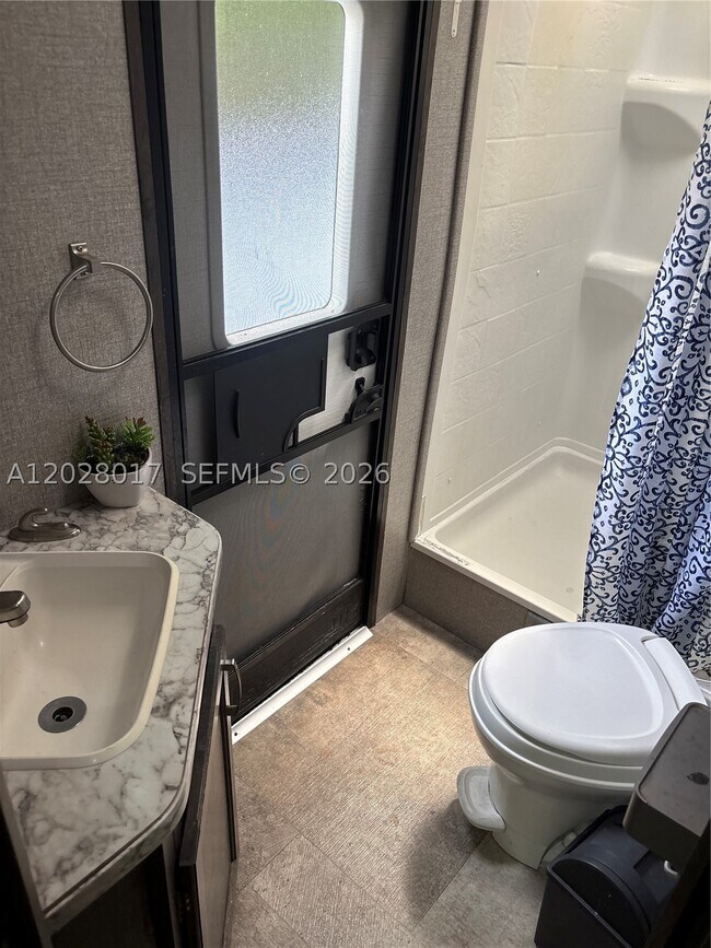 Foto del edificio - 14165 NW 22nd Pl