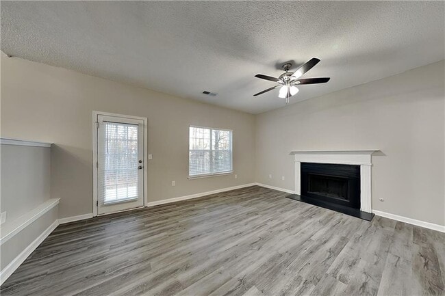 Foto del edificio - 3310 N Winds Trail