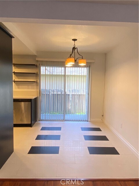 Foto del edificio - 23418 Arlington Ave