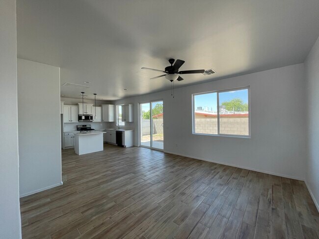 Foto del edificio - 2809 N Fair Oaks Ave