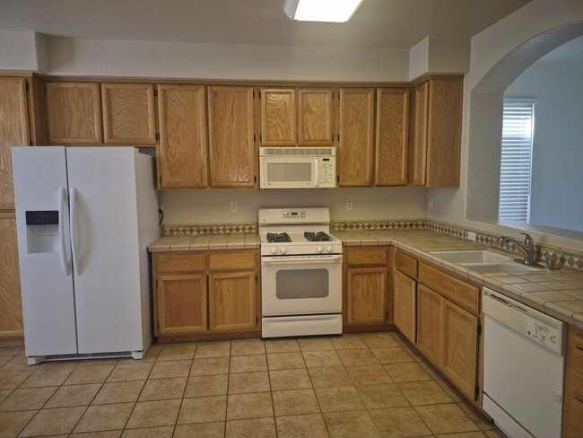 Building Photo - 2176 Catherwood Way