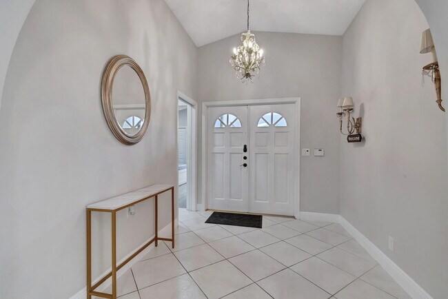Building Photo - 7883 Villa Nova Dr N