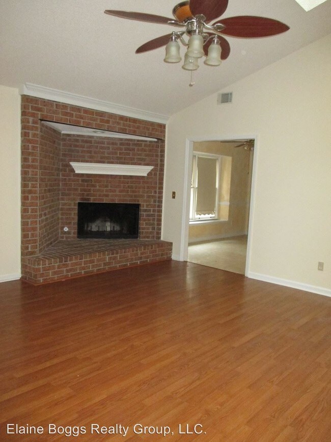 Building Photo - 4 br, 2 bath House - 235 Cherokee Trail