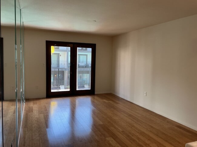 Photo - Los Caballeros #212 Apartment